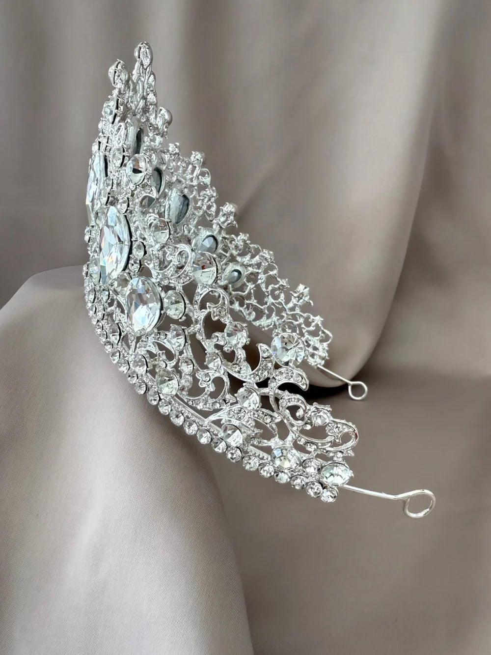 Corona Emperatriz de Cristal Plateada