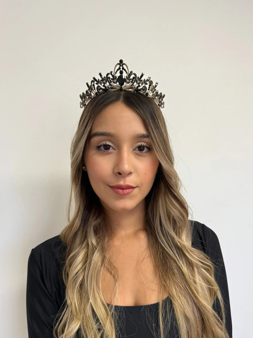 Tiara Encanto Nocturno – Ónix Bronze