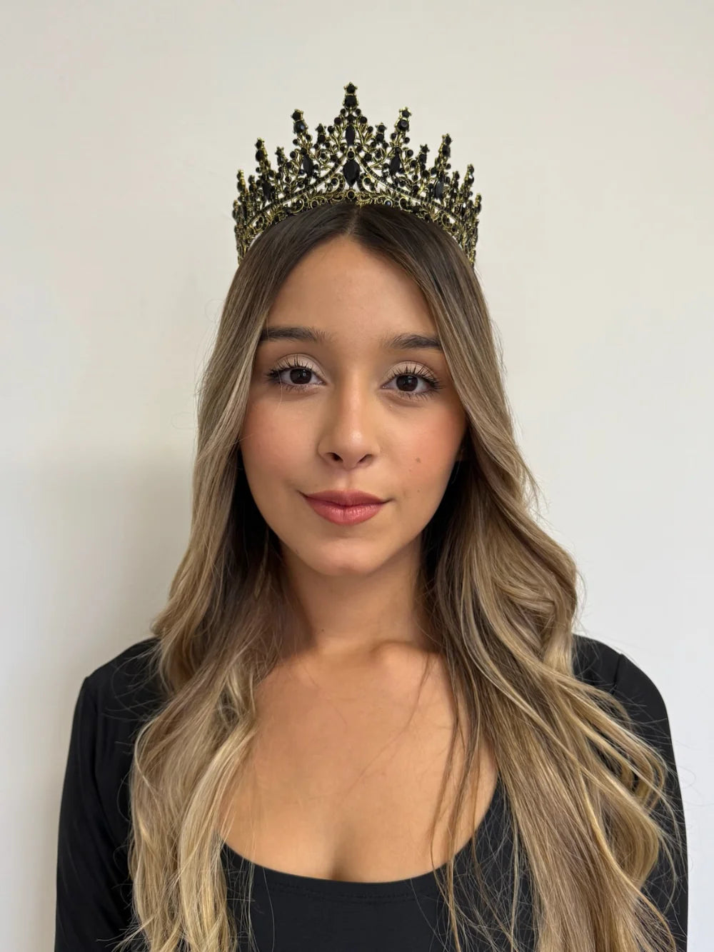 Corona Noche Imperial – Base Oro Viejo