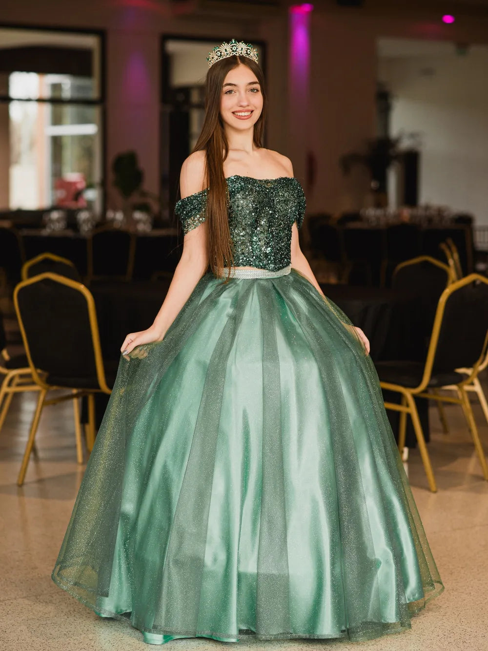 Tiara Aura Real – Verde Esmeralda
