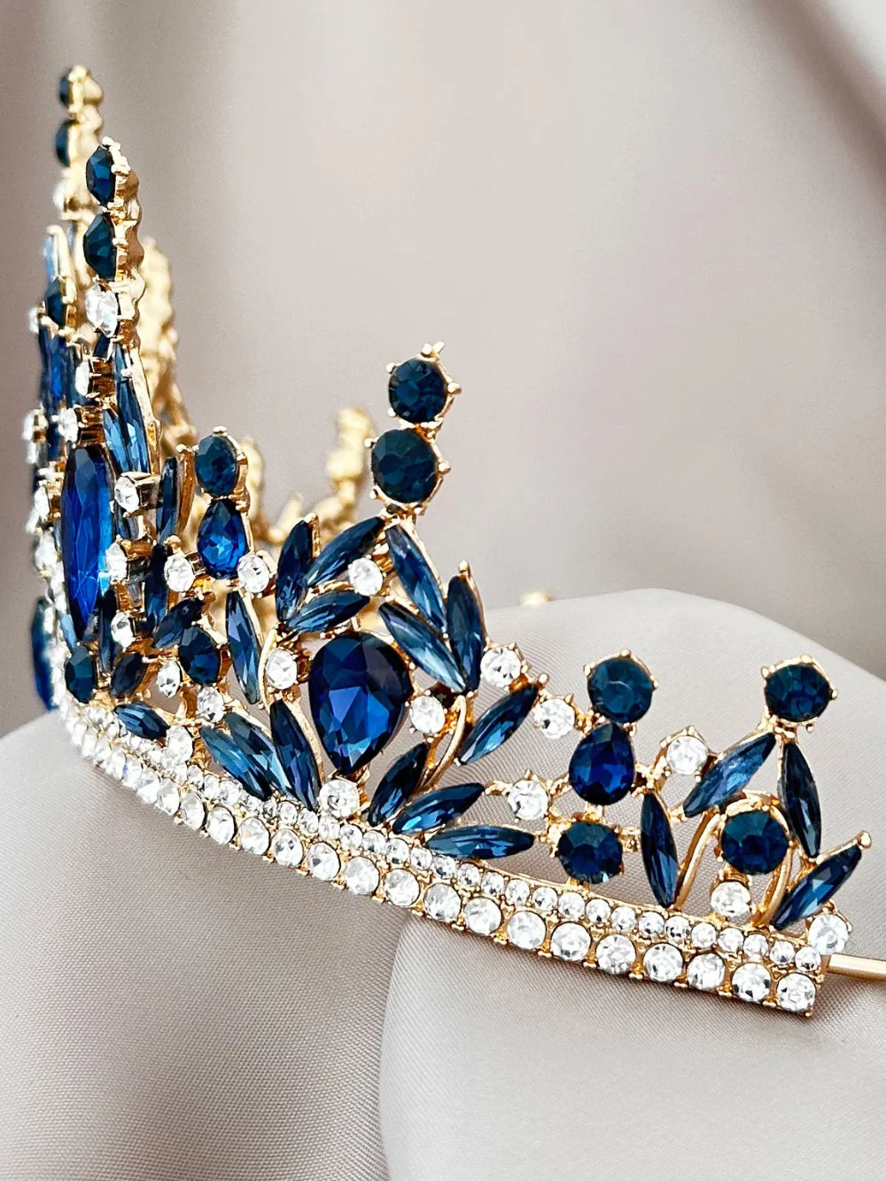 Corona Trono Celestial – Azul profundo