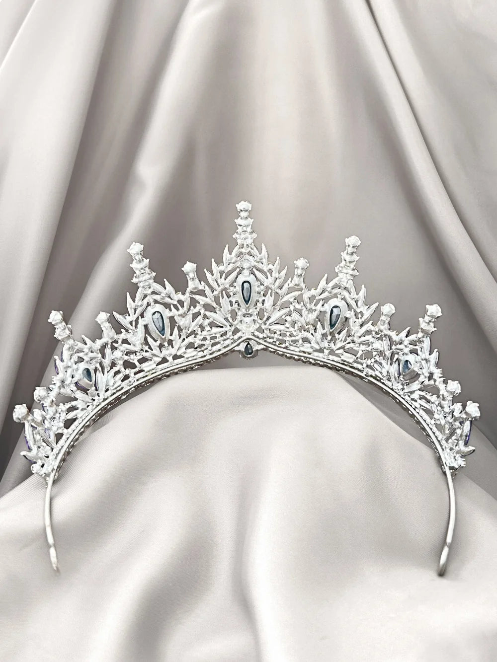 Corona Trono Celestial – Lila Boreal