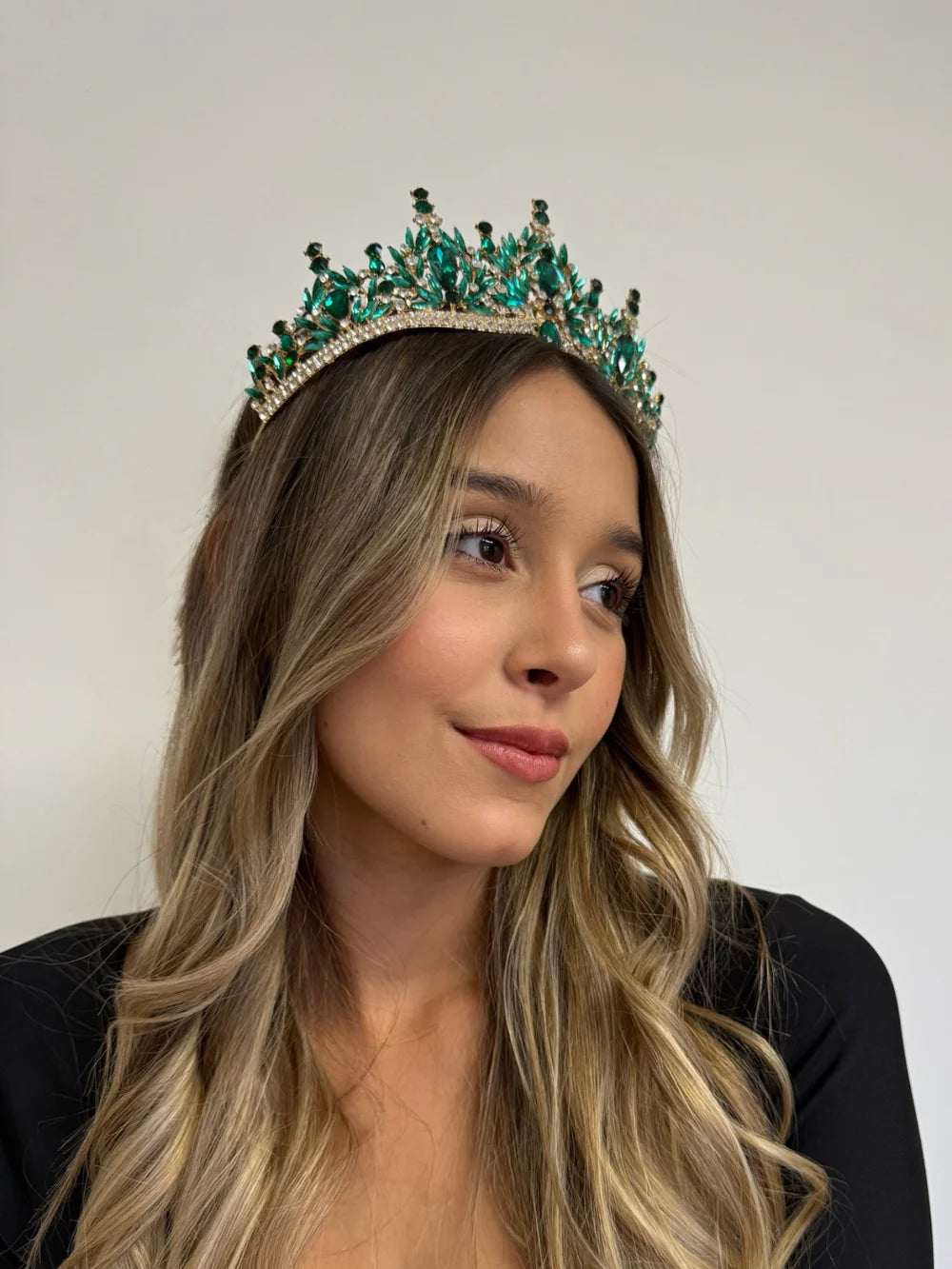 Corona Trono Celestial – Verde Esmeralda