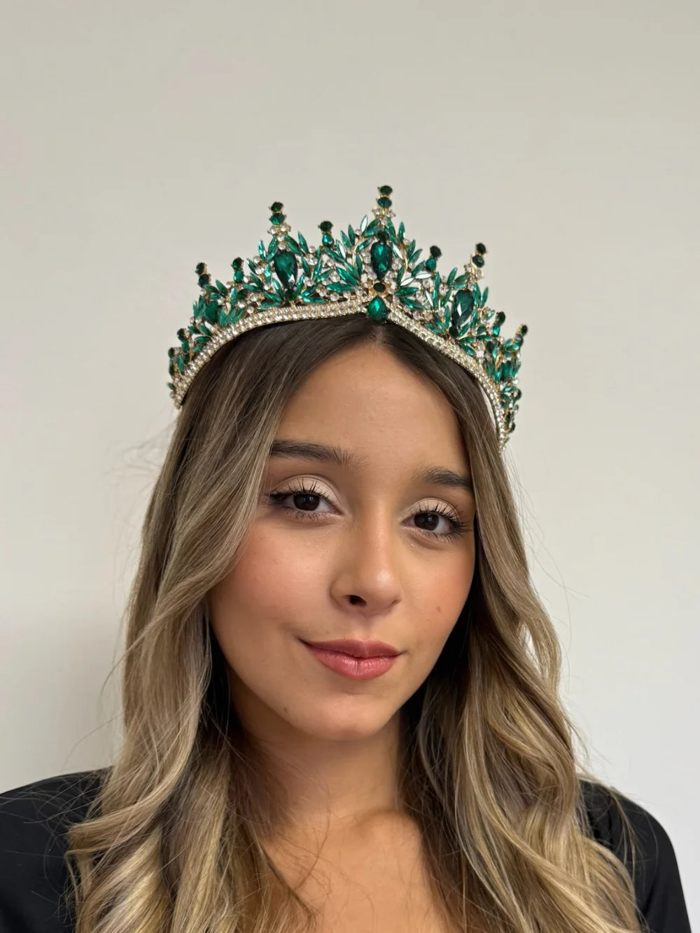 Corona Trono Celestial – Verde Esmeralda