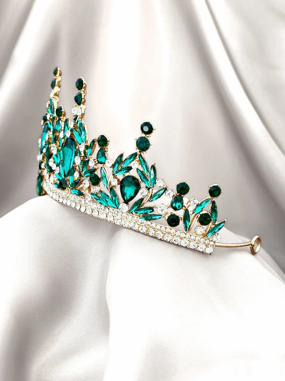 Corona Trono Celestial – Verde Esmeralda