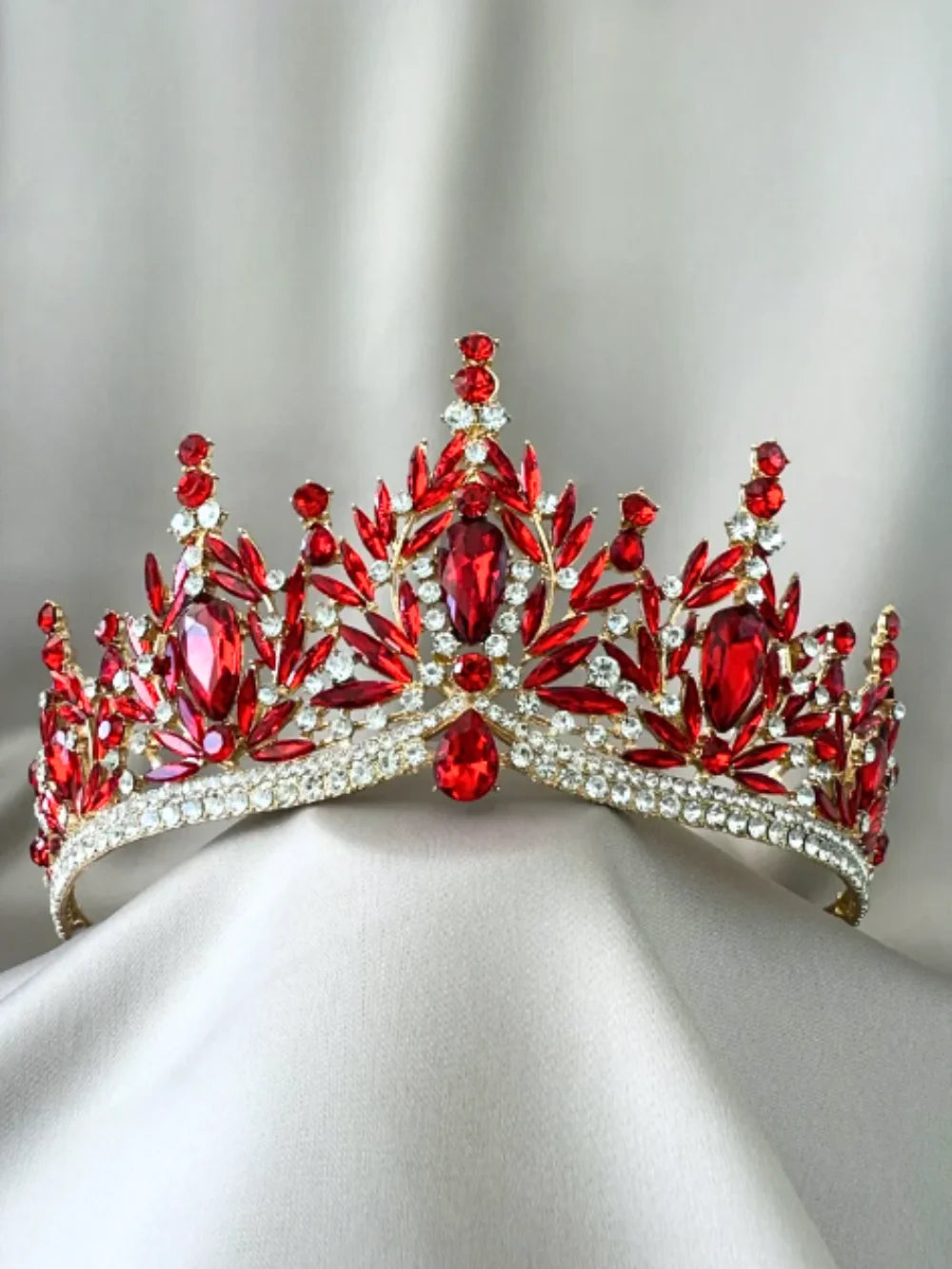 Corona Trono Celestial – Rojo Rubí