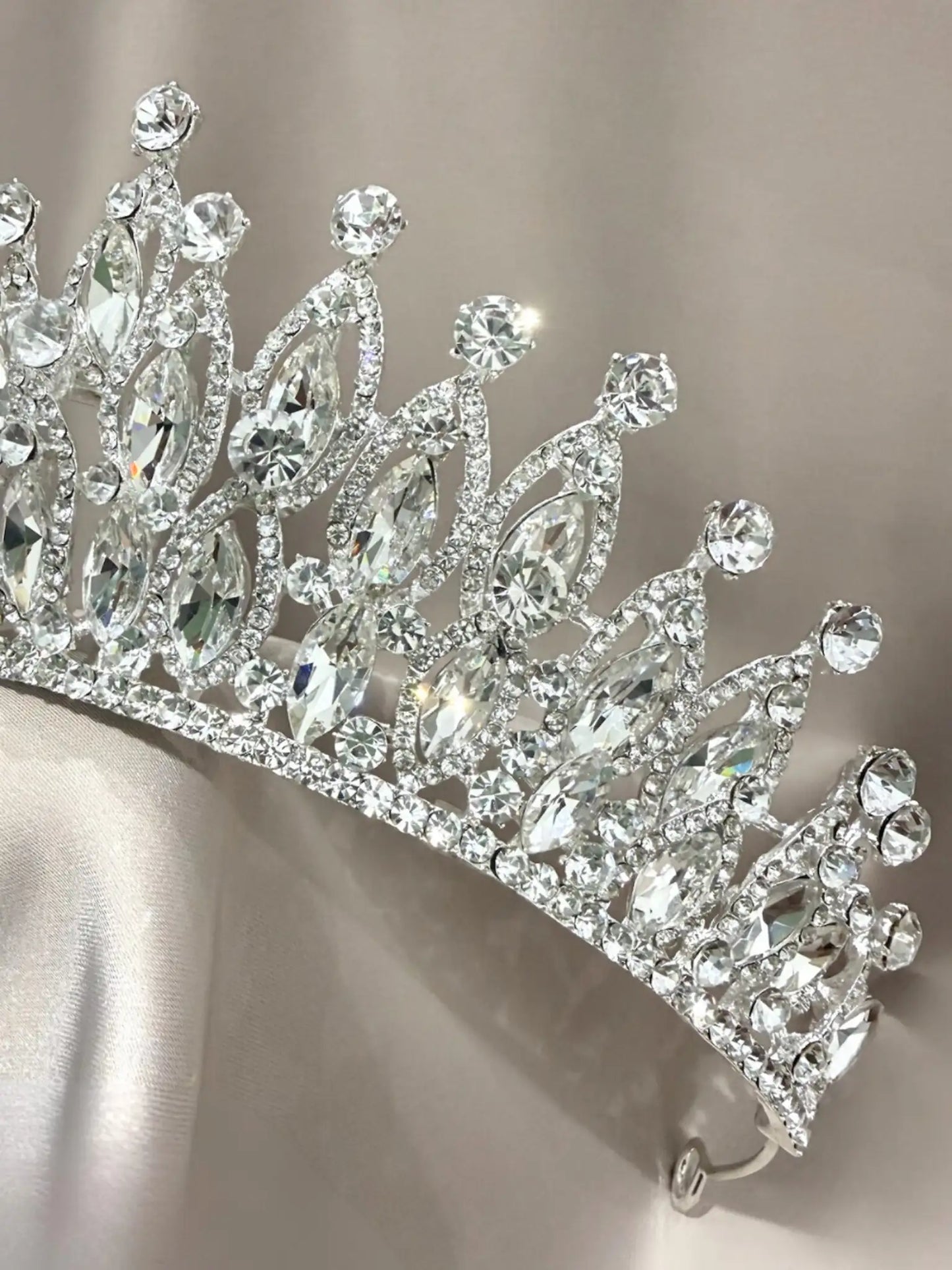 Corona Cumbre Real – Cristal