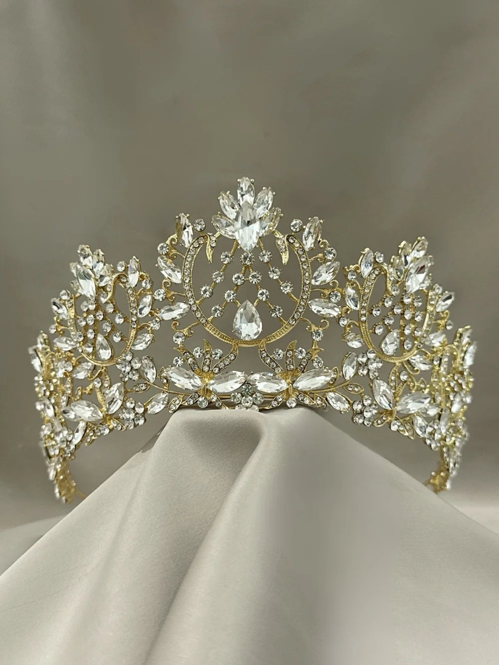 Corona Renacimiento – Oro