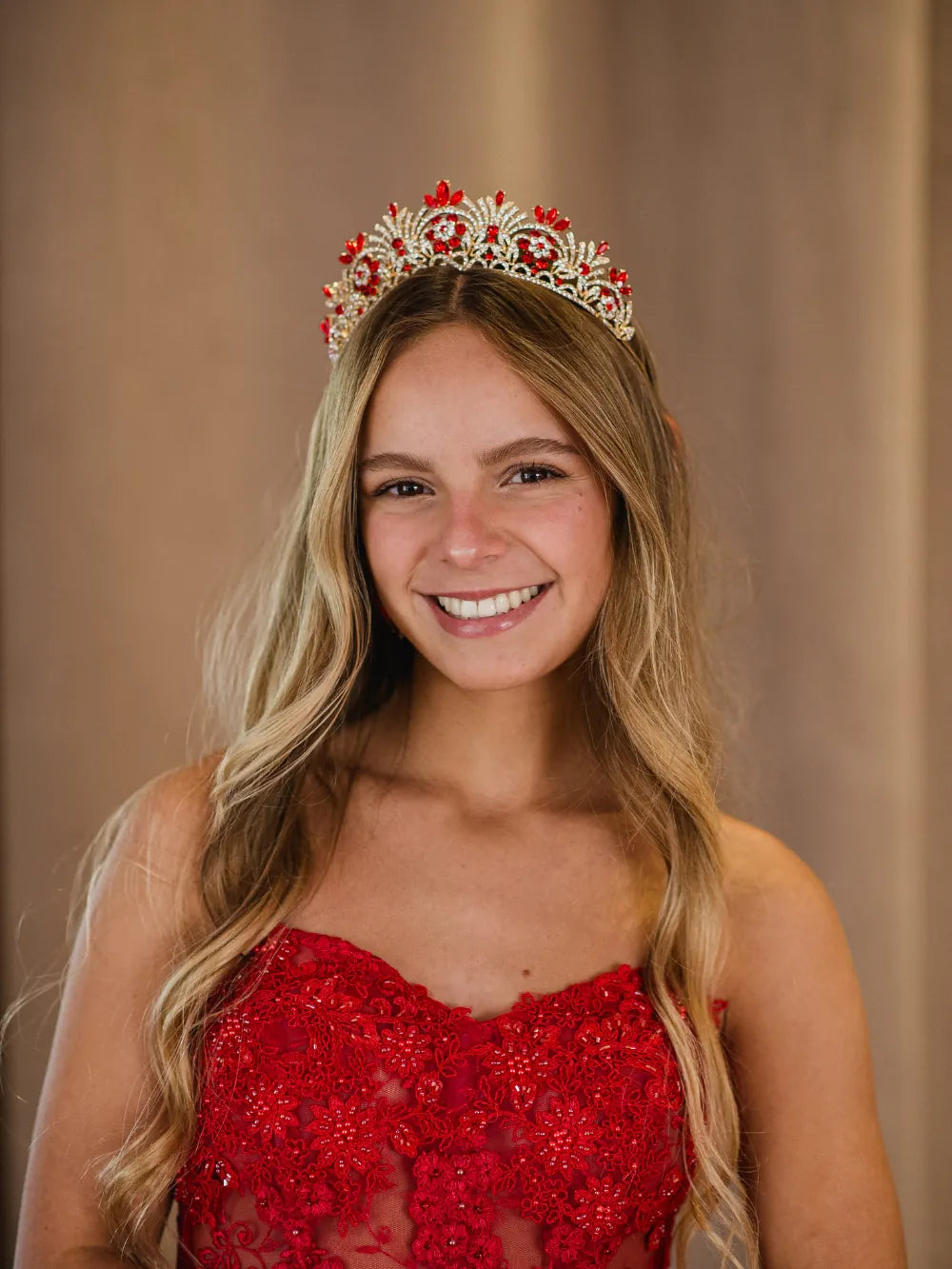 Tiara Aura Real – Rubí