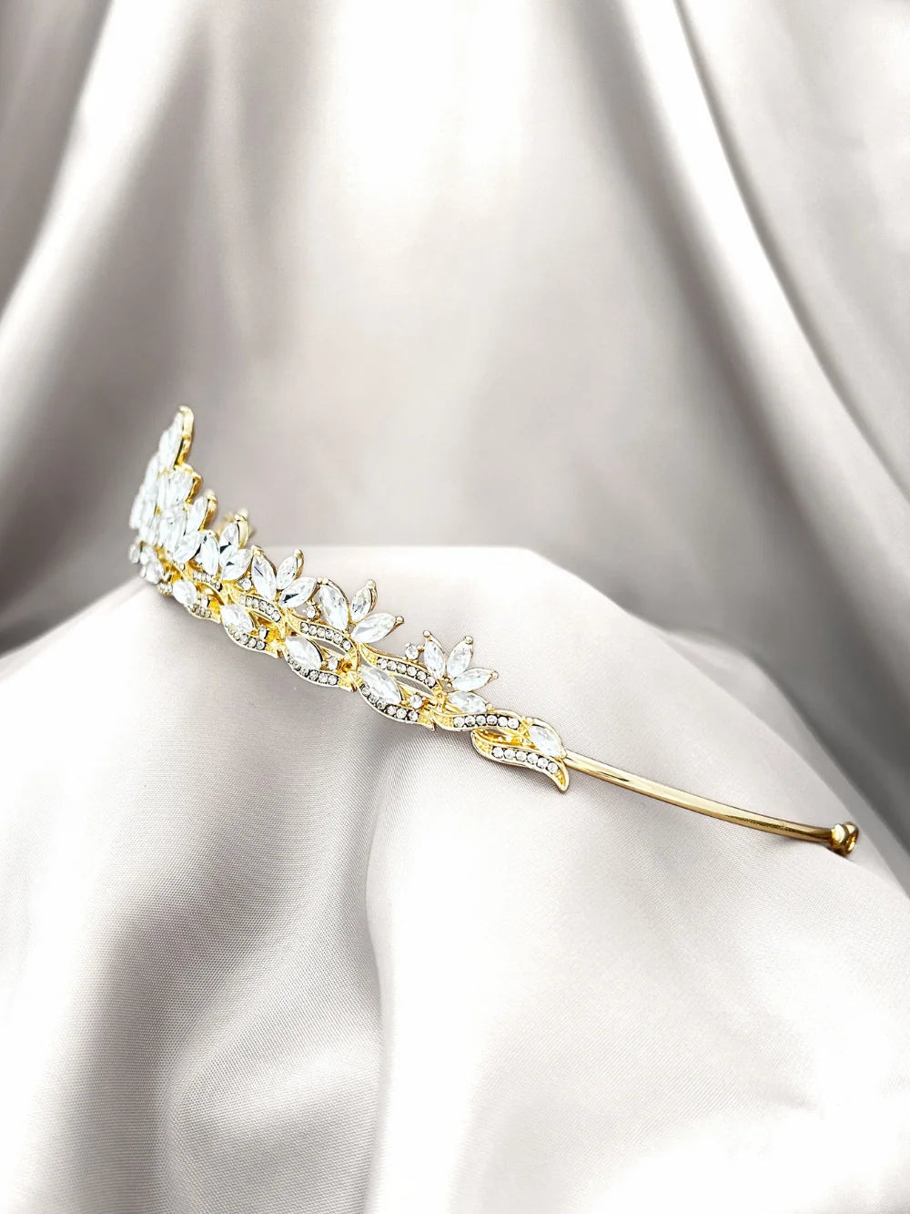 Tiara Cristal de Hielo – Dorada