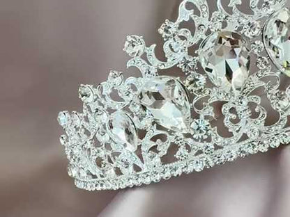 Corona Emperatriz de Cristal Plateada